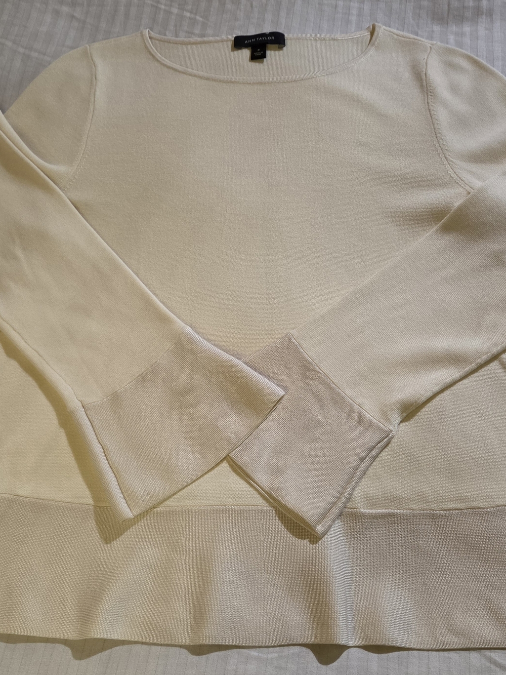 Ann Taylor womens sweater shirt top size M